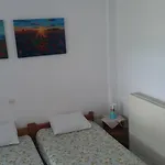 Pantelatos *