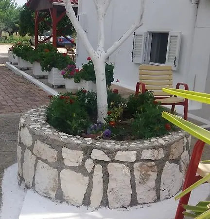 Pantelatos 아파트 *