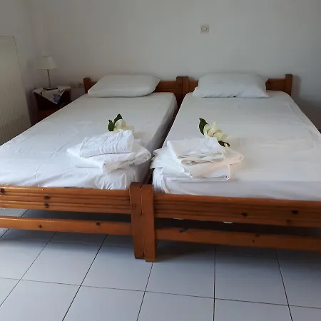Pantelatos Studios Appartement *